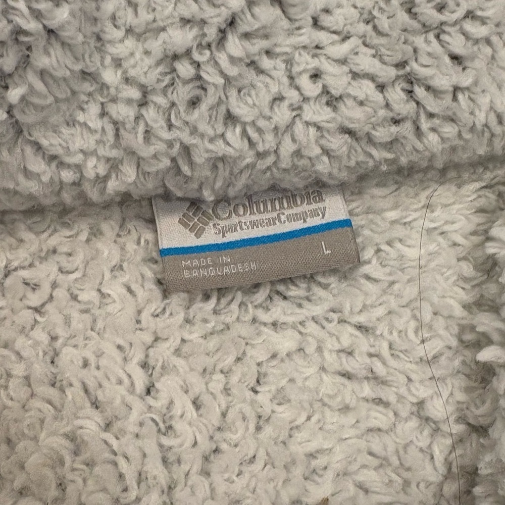 Columbia Soft Teddy Gray White Fleece Jacket Pullover size large - Picture 3 of 4